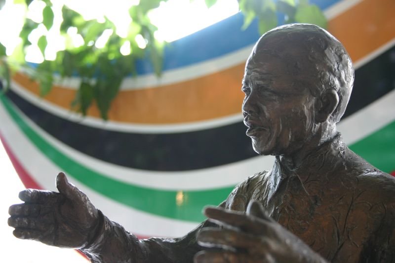 Nelson Mandela statue