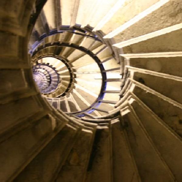Spiral staircase