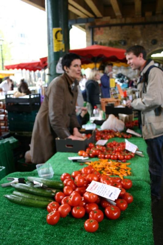 Tomato stall