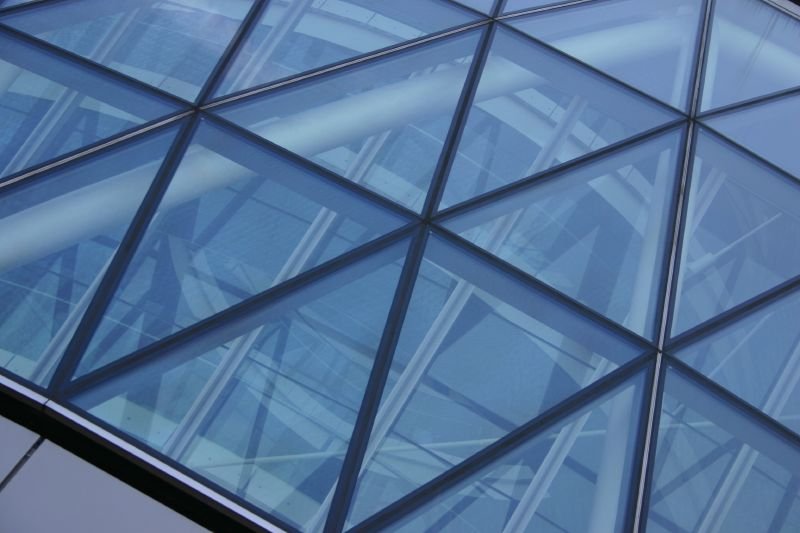 Triangular glass