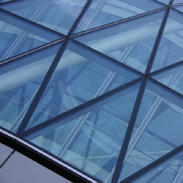 Triangular glass