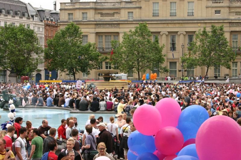The balloons are coming