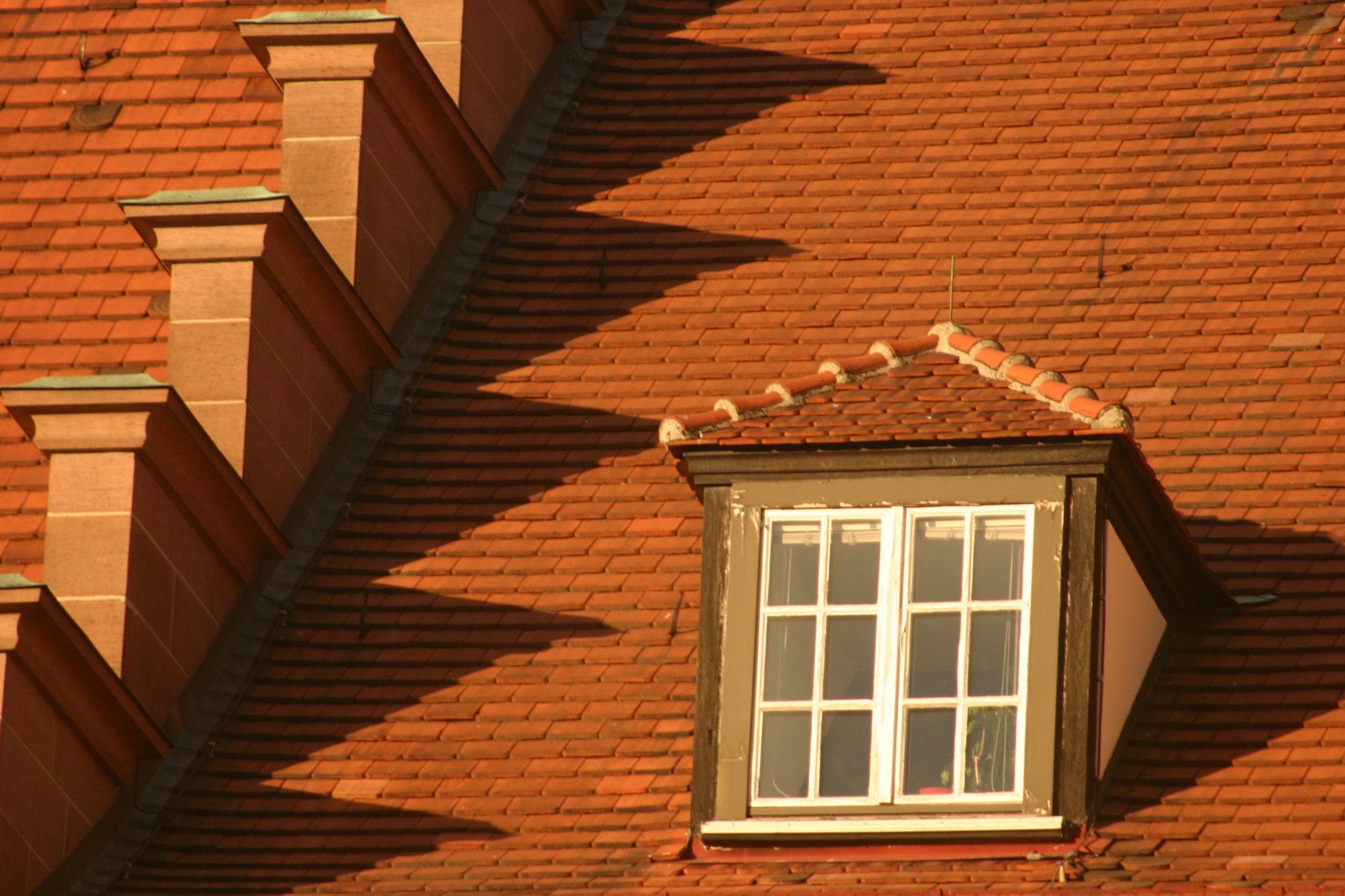 Zig-zag shadows