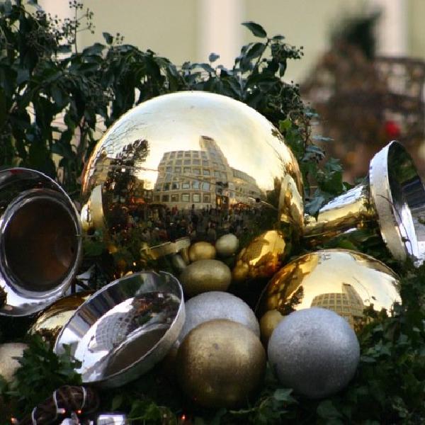 Rathaus reflections
