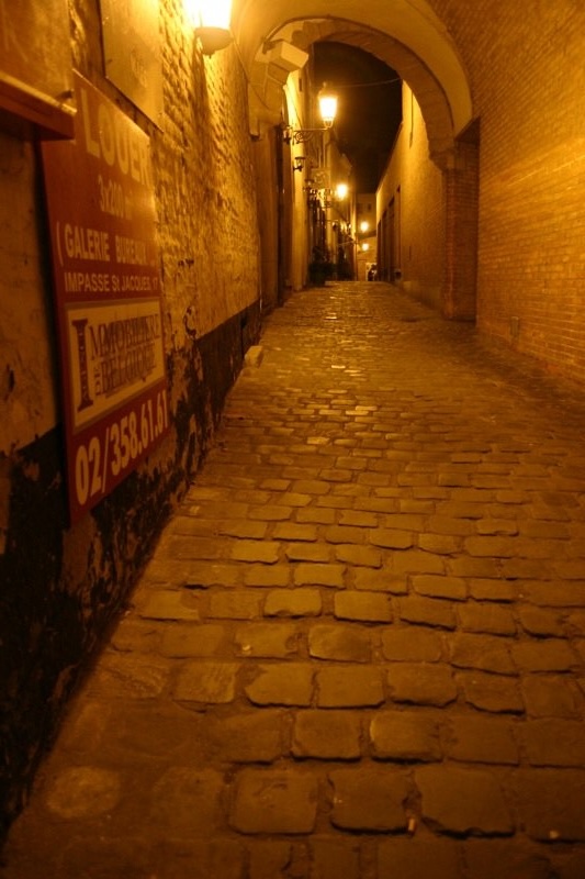 Alleyway at night