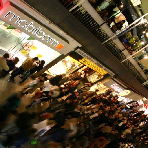 Shopping on Schulstr.