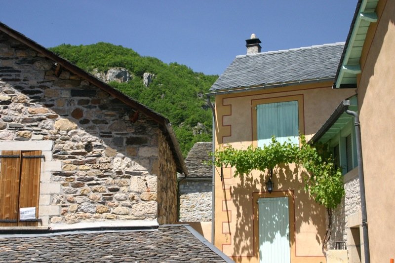 Pretty houses