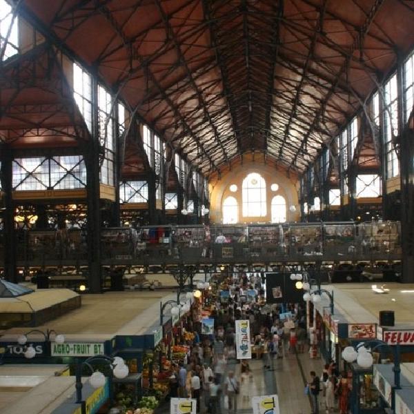 Through the market hall