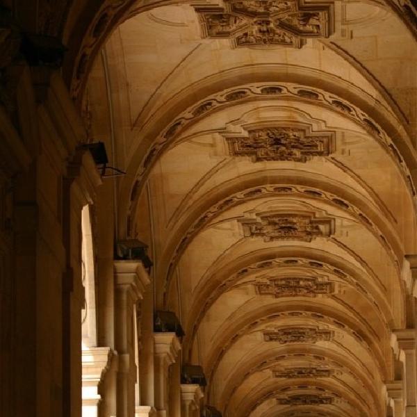 Louvre walkway