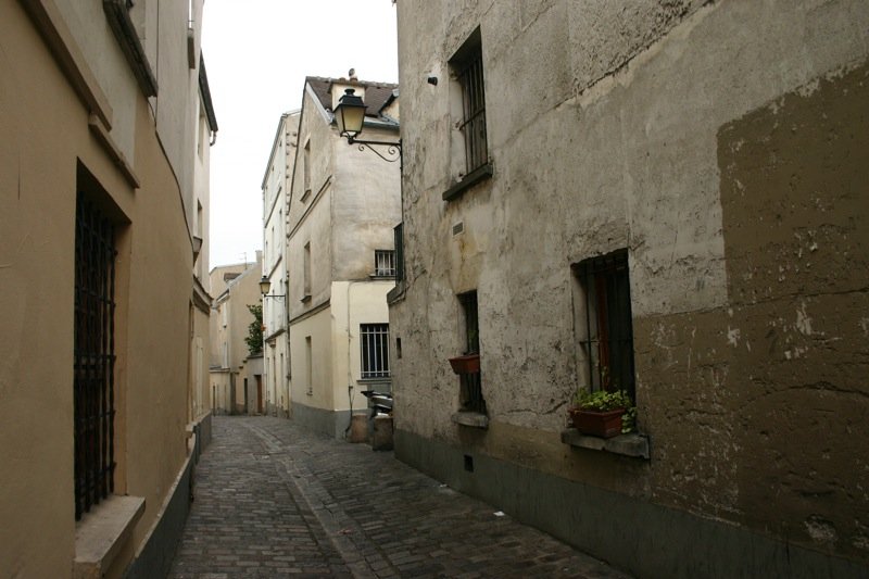 Montmartre back street