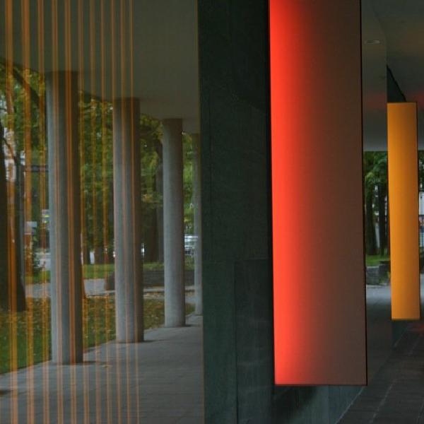 Pillars of concrete and light