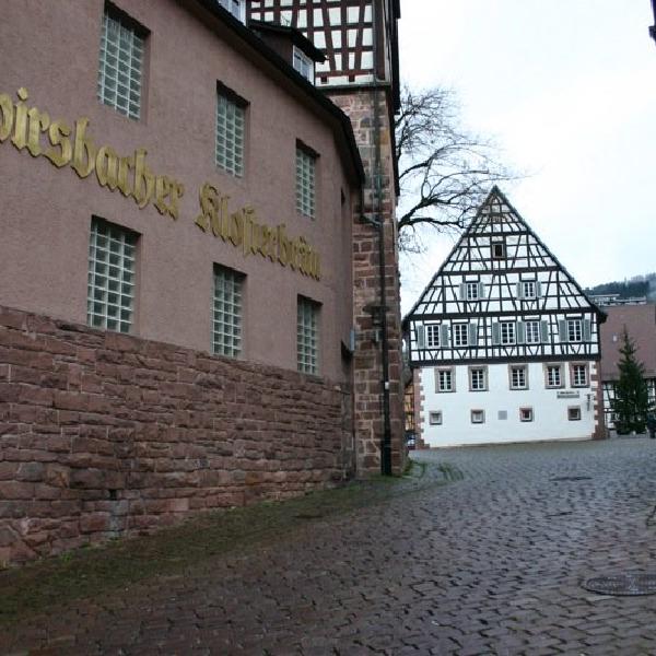 Between the brewery and the cloisters