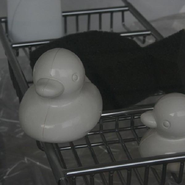 Don't jump, ducky!