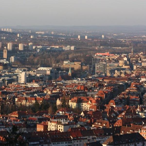 Red-roofed quarter, looking north