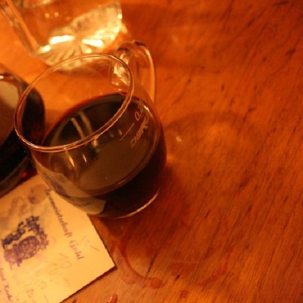 Rings of red wine