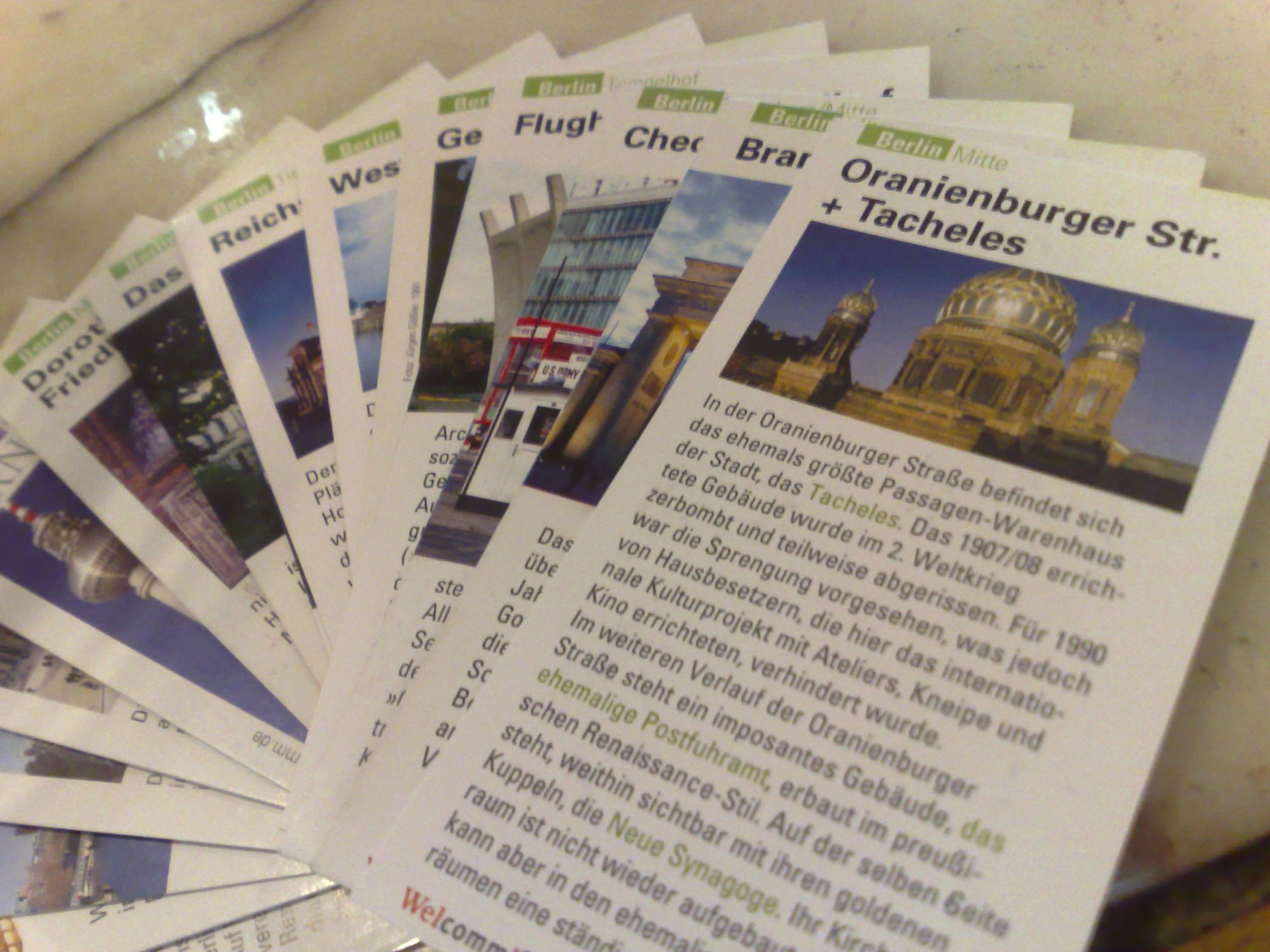 Tourist trump cards
