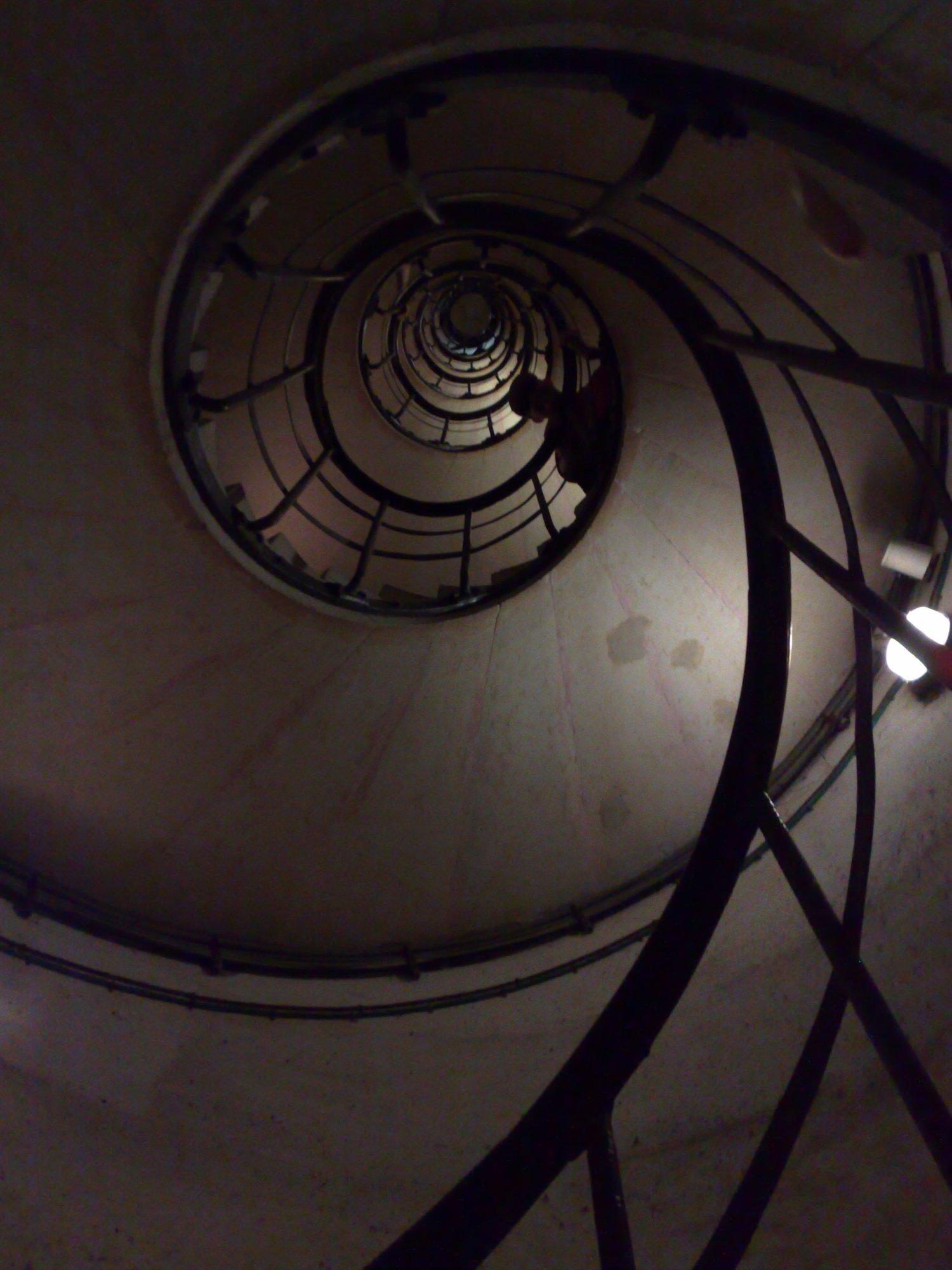 Spiraling up the Arc de Triumph