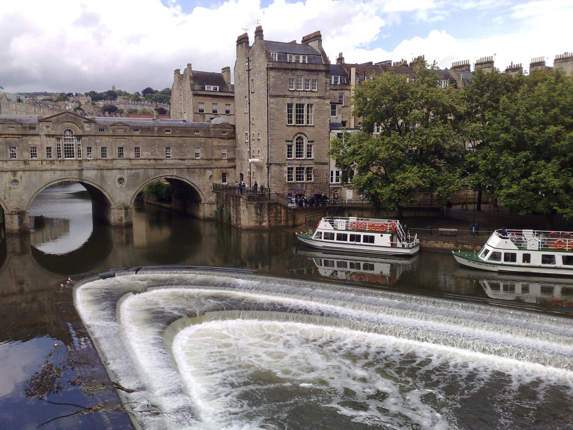 Bath weir