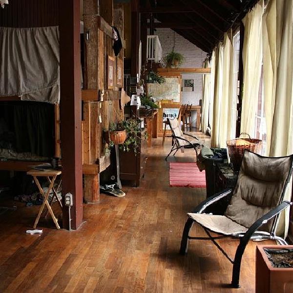 Le Sous-Bois hostel