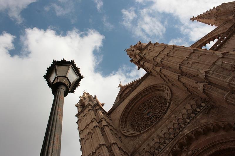 Cathedral lamp