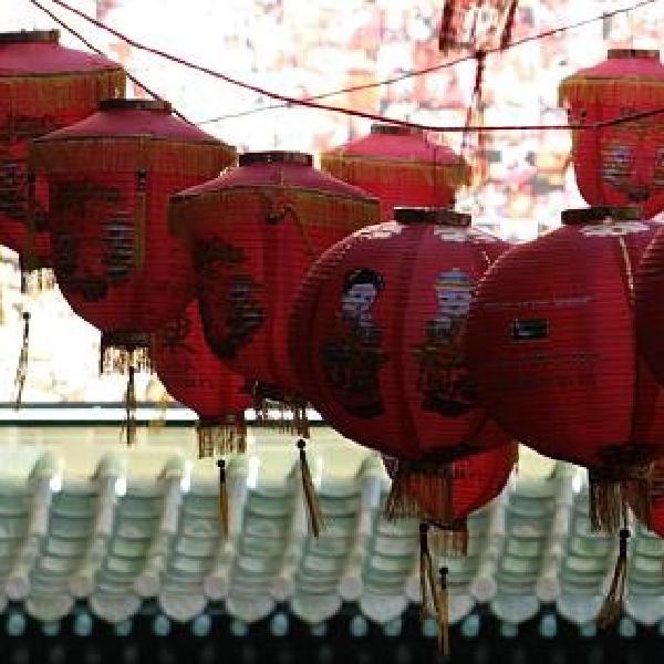 Watching over the lanterns