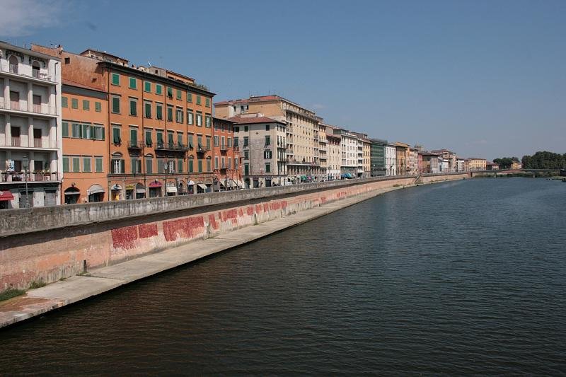 Pisa riverside