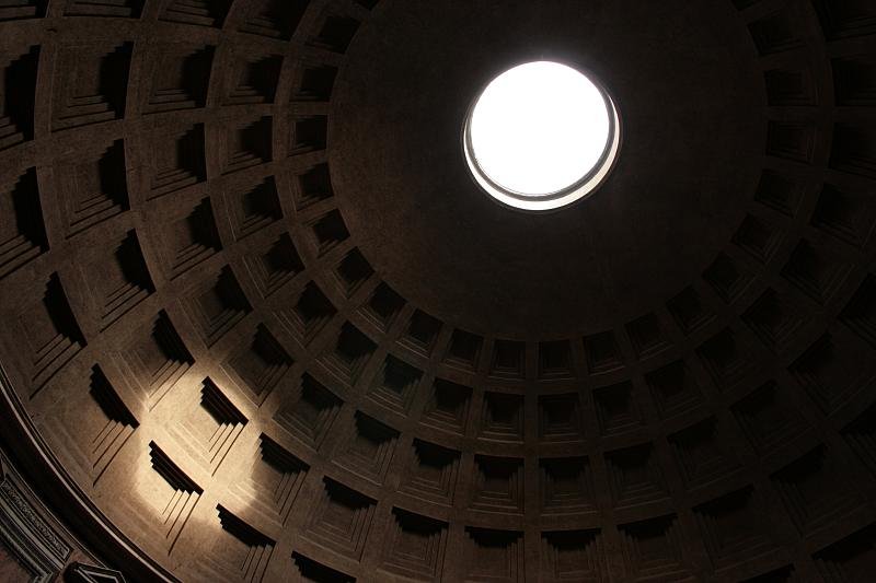 Pantheon light