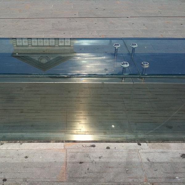 Reflecting the roof
