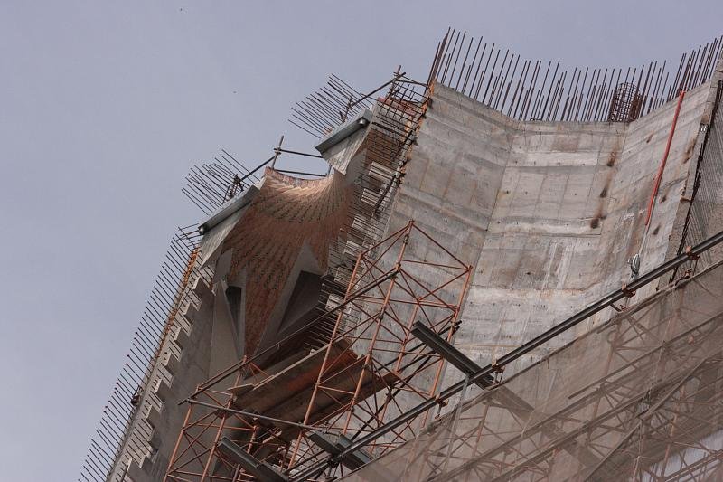 Construction of a cathedral