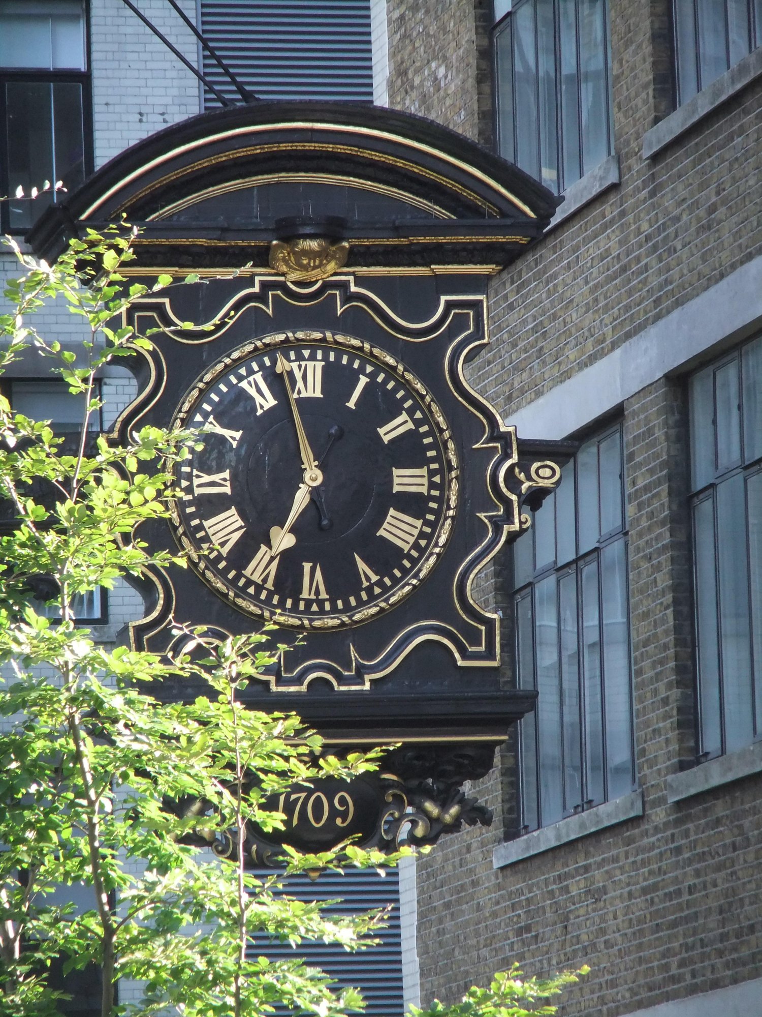 Golden clock