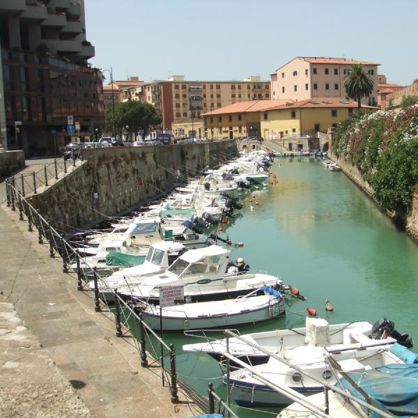 Boats by the fort