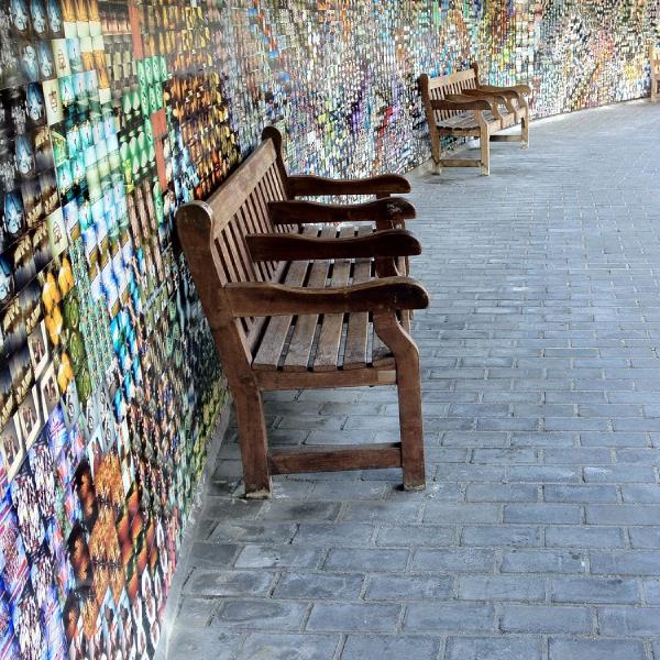 Lomo Wall