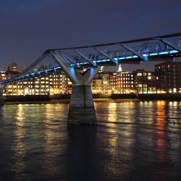 Crossing to St Pauls