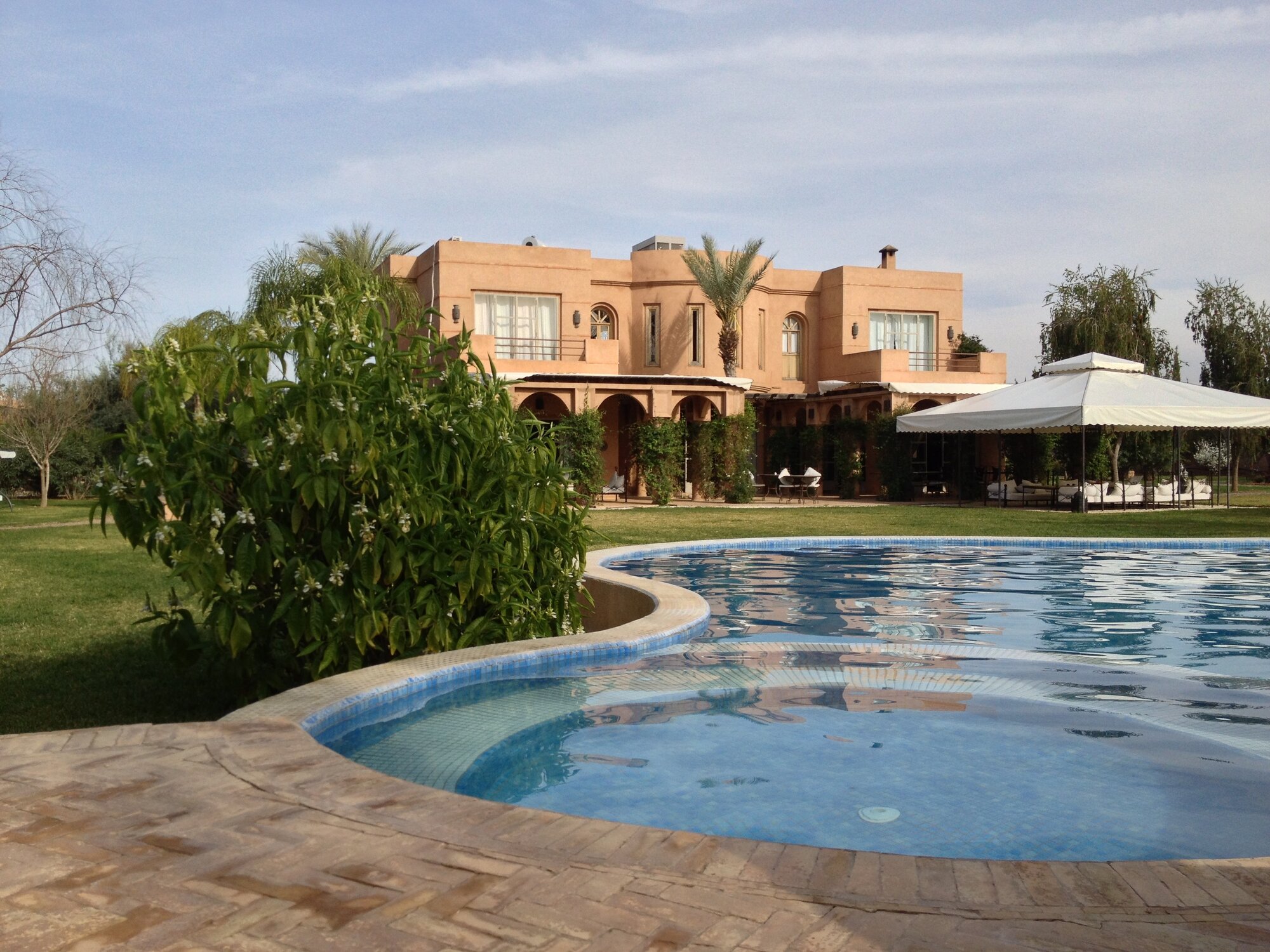 Villa Dinari