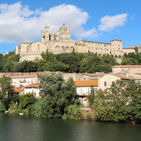 Béziers on the hill