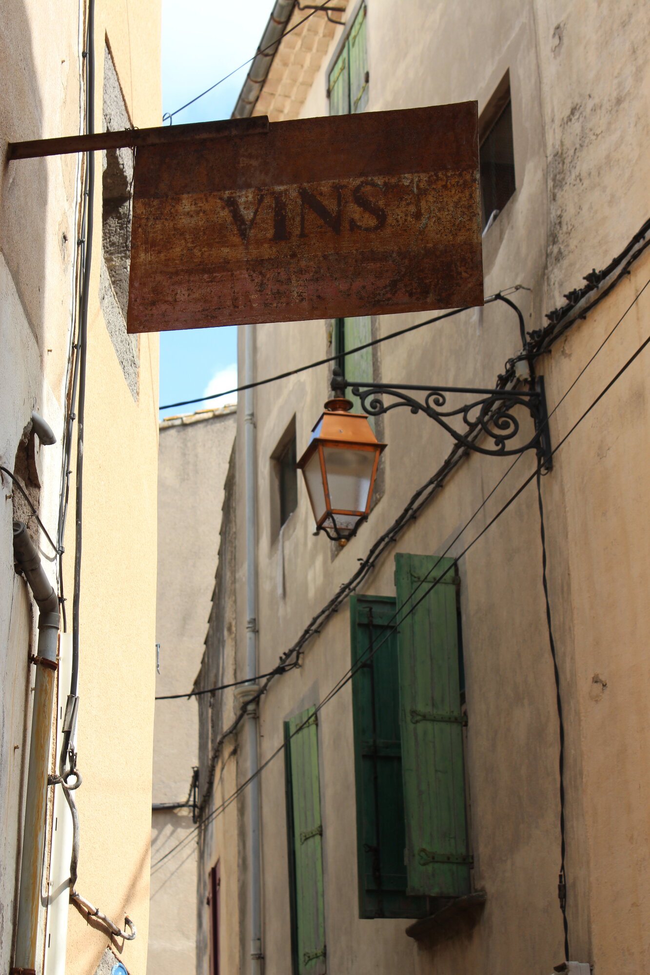 Vins d'Alleyway