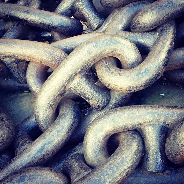 Chain links