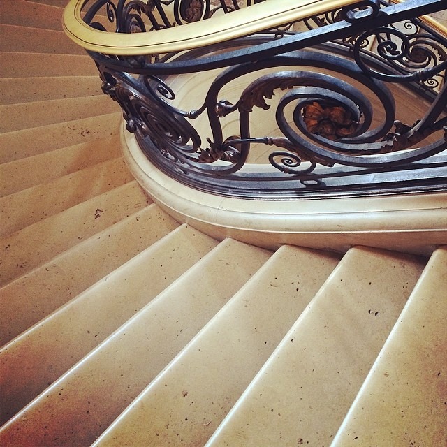 Down to Les Objets d'Art