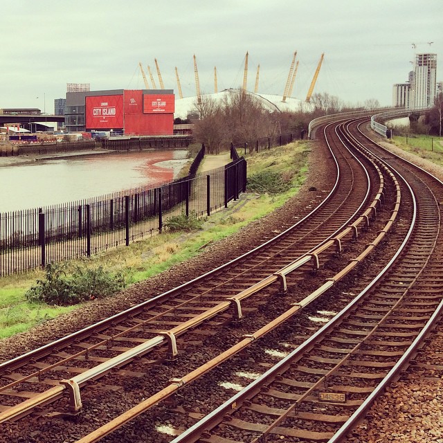 london canningtown dlr railway theO2