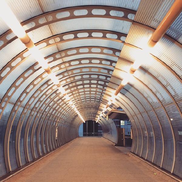 london poplar dlr tunnel bridge walkway