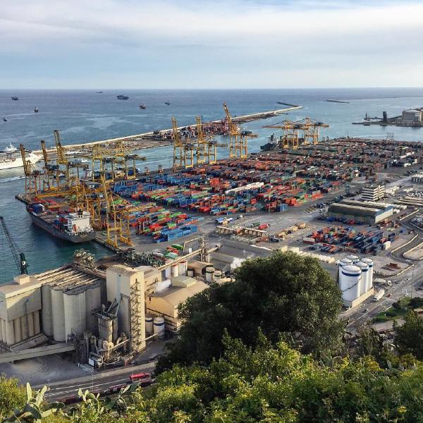 Barcelonas bustling port