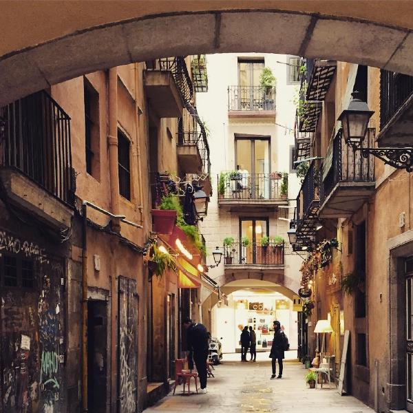 Exploring the Gothic Quarter