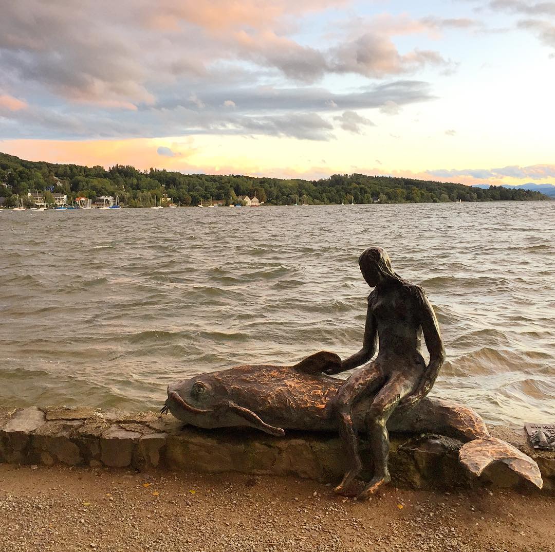 Sitting on the fish of the bay