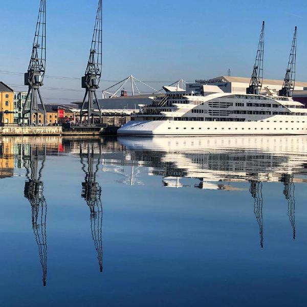 Ripples on the Royal Docks