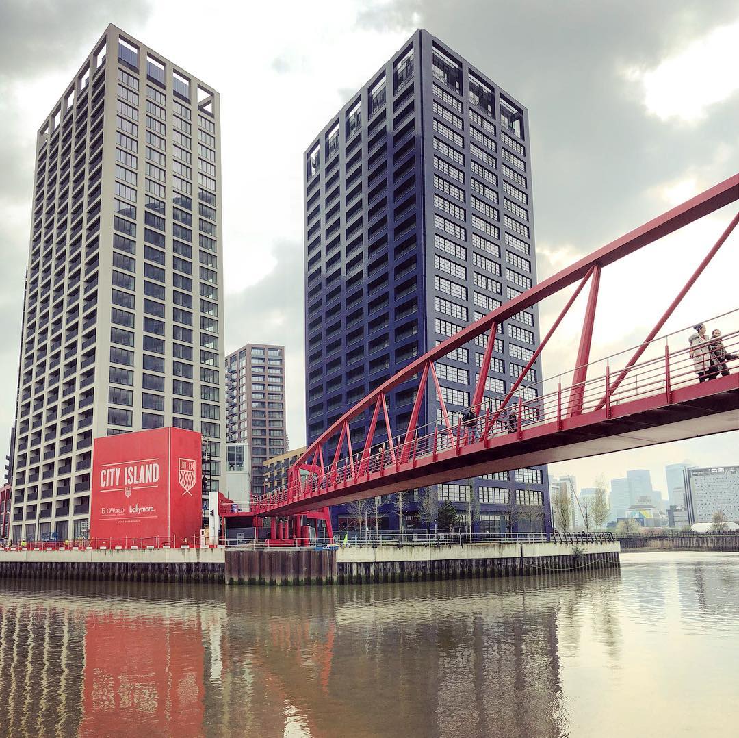 Crossing the Lea