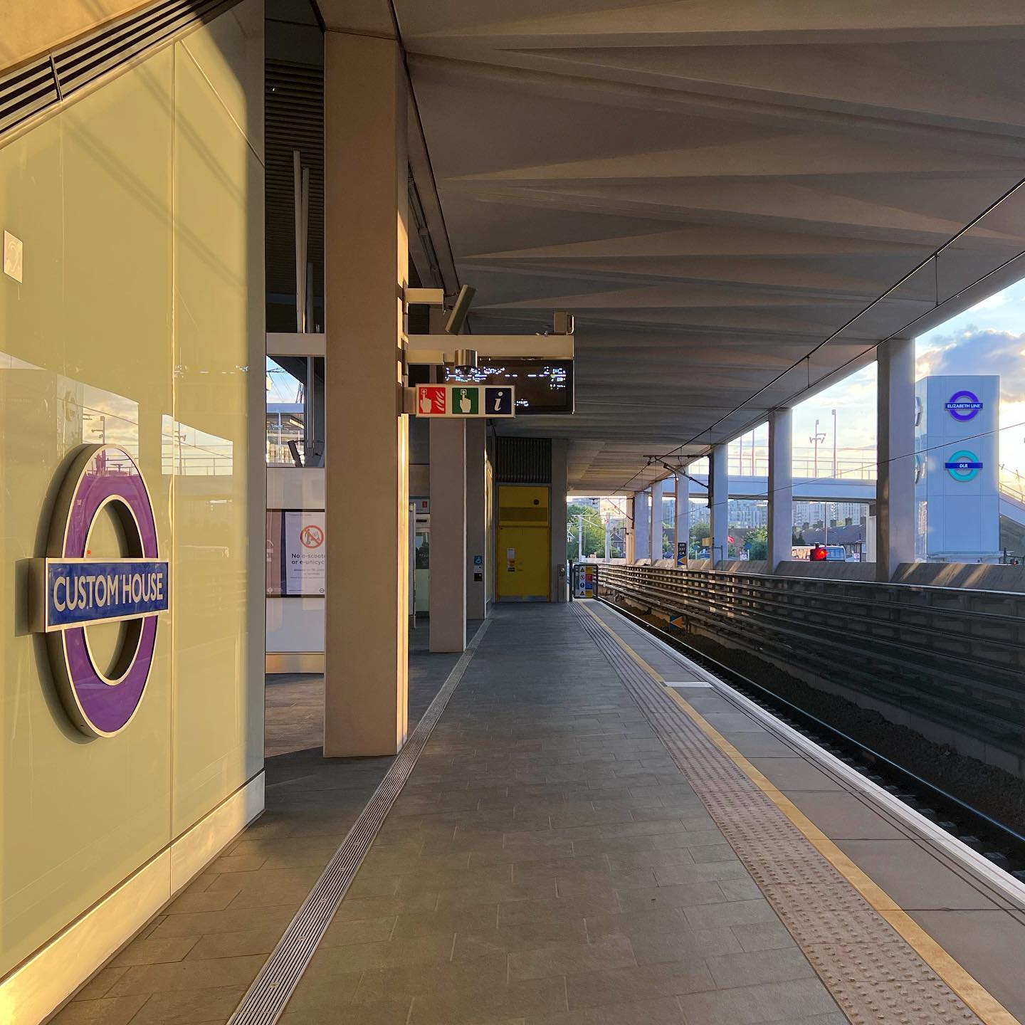 Elizabeth Line at Custom House