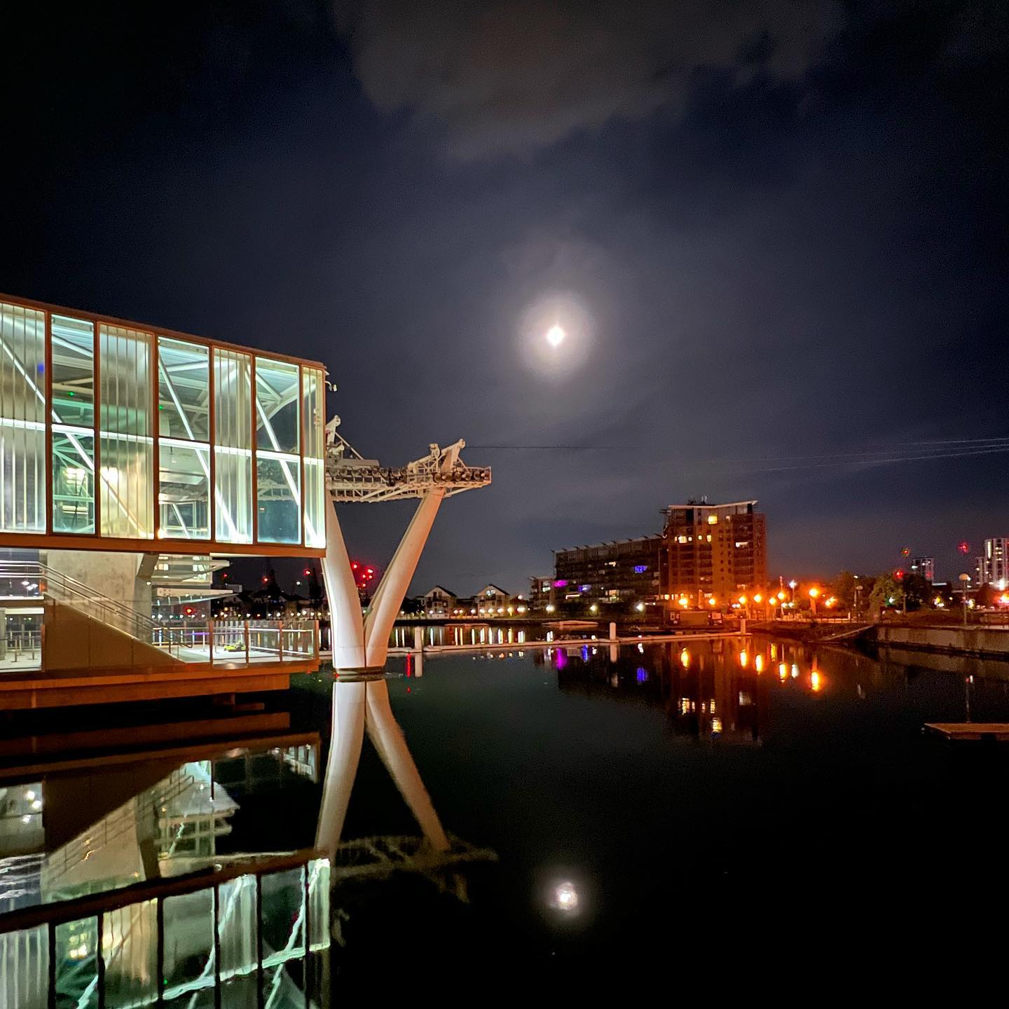 Super blue moon at the Royal Docks